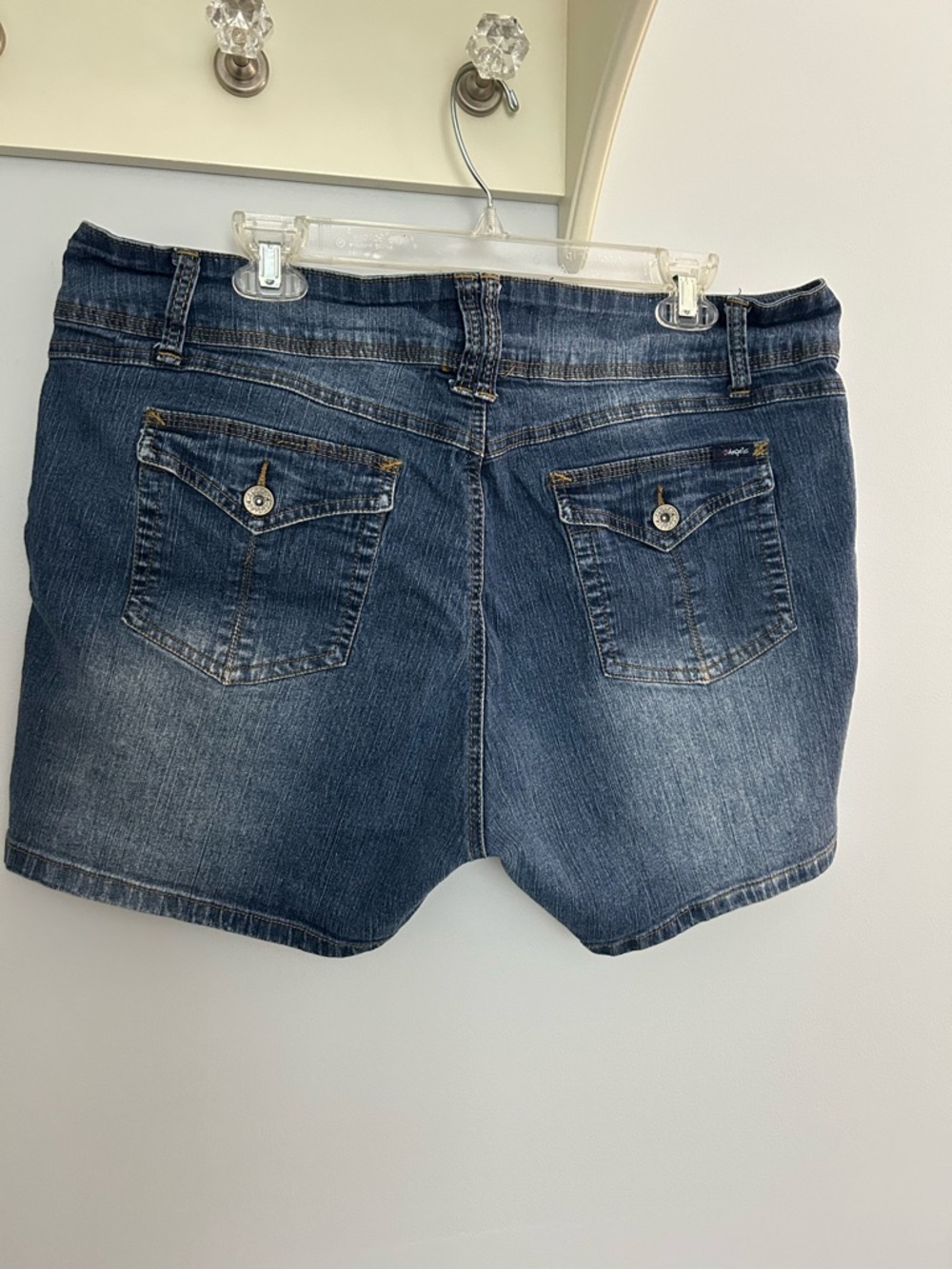 Angels Shorts Women’s plus size 20 Denim Jean Shorts Inseam: 4” - Picture 2 of 3